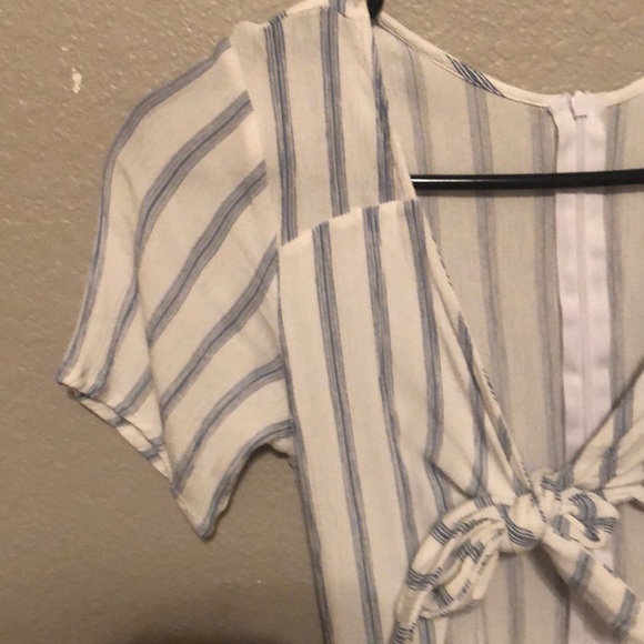 Cute mini dress - Picture 2 of 3